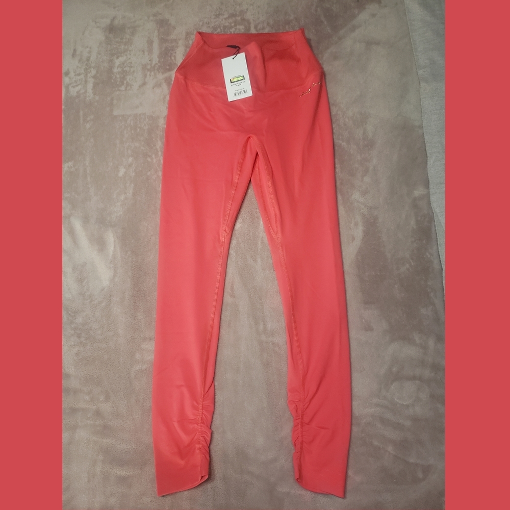 NWT Whitney Gymshark Ribbed Leggings.